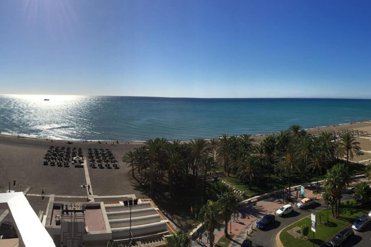 Magnifique Appartement Avec Une Incroyable Vue Sur Mer Torremolinos Dış mekan fotoğraf