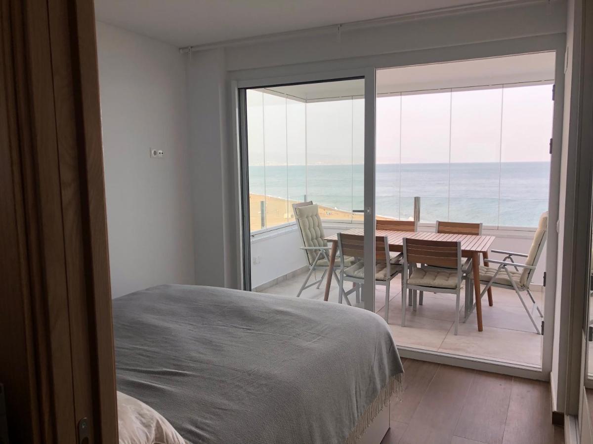 Magnifique Appartement Avec Une Incroyable Vue Sur Mer Torremolinos Dış mekan fotoğraf
