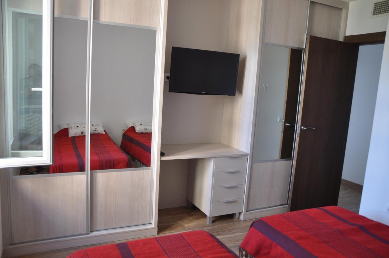 Magnifique Appartement Avec Une Incroyable Vue Sur Mer Torremolinos Dış mekan fotoğraf